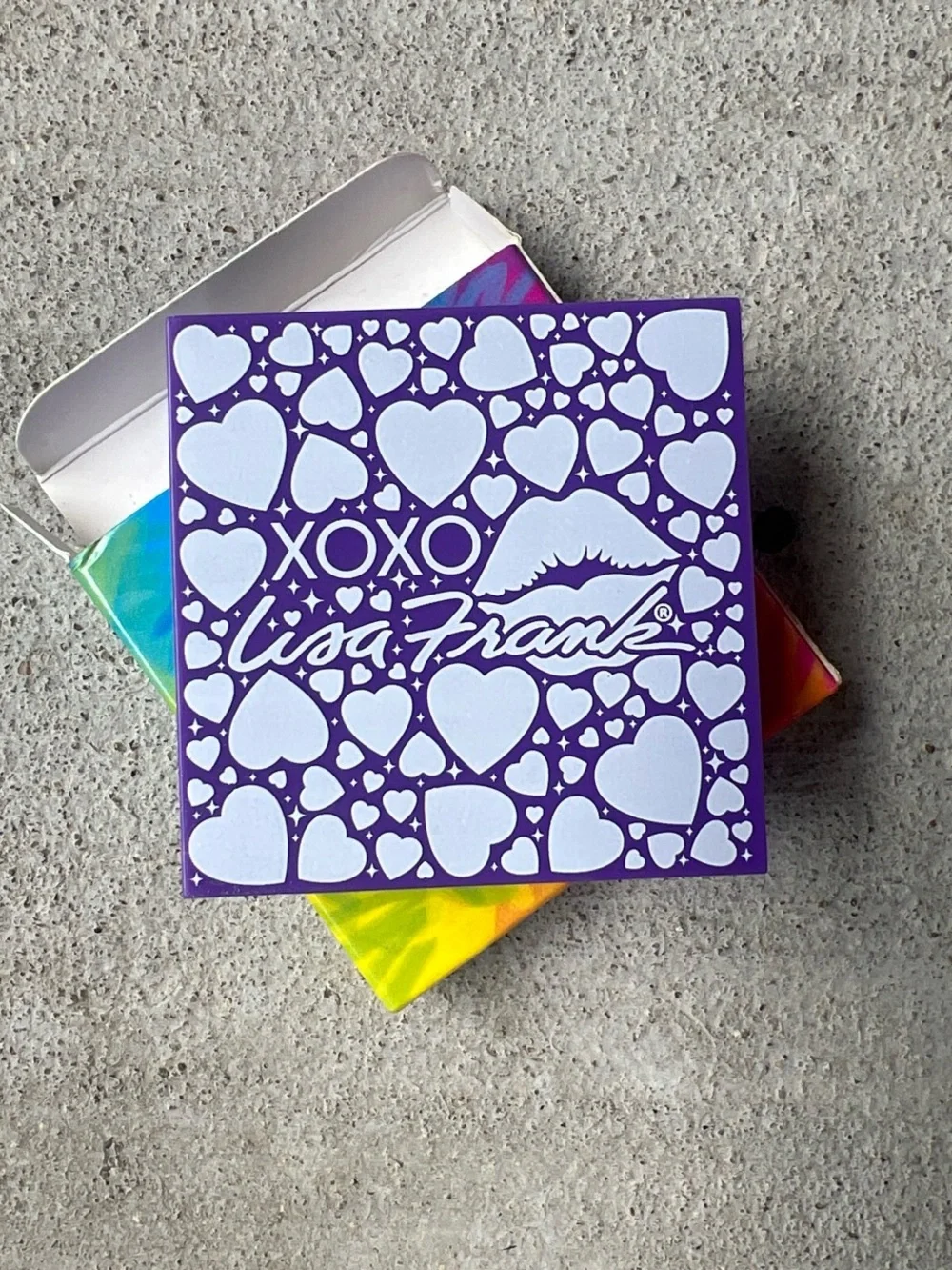 Lisa Frank x Glamour Dolls eyeshadow